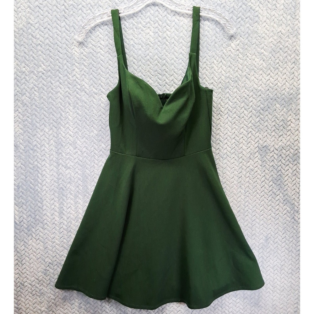 B. Darlin Forest Green Fit and Flare Skater Mini Dress Sweetheart Neck 3/4